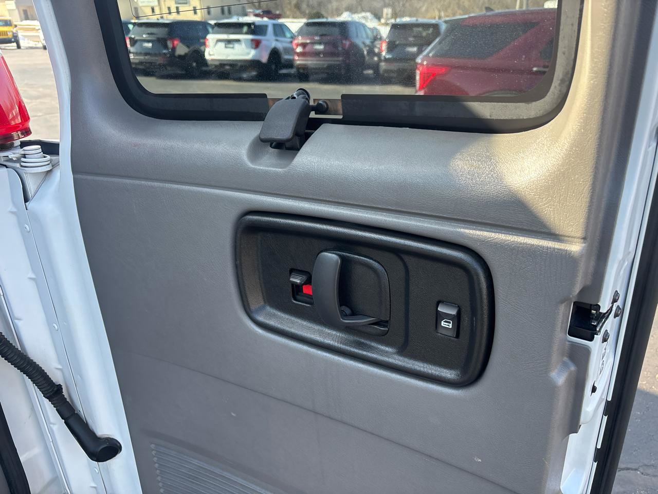 Used 2018 GMC Savana 3500 LS w/ Cold Climate Package image 20