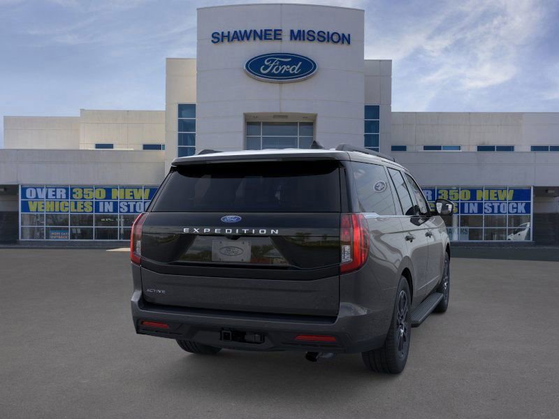 New 2025 Ford Expedition Active image 8