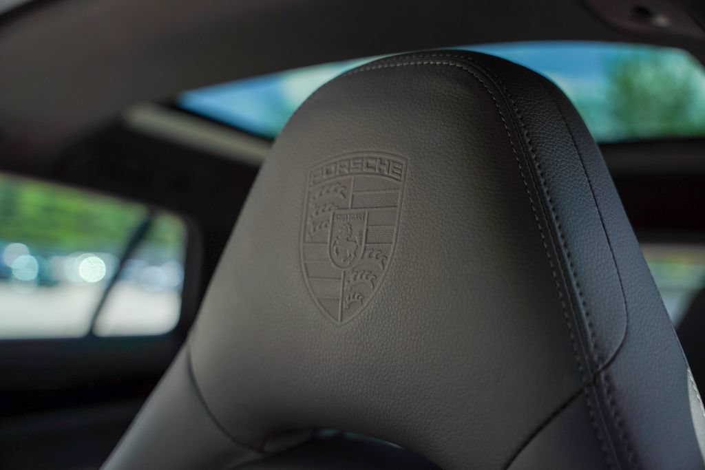 Used 2019 Porsche Panamera 4 AWD/4WD image 20