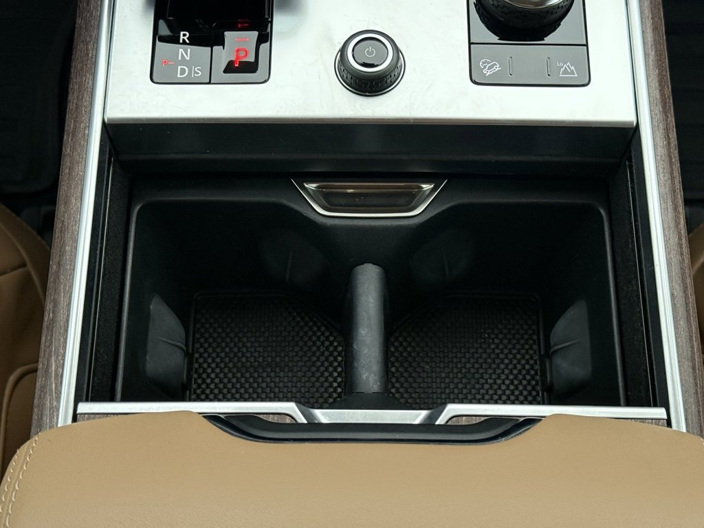 Certified 2023 Land Rover Range Rover SE image 21