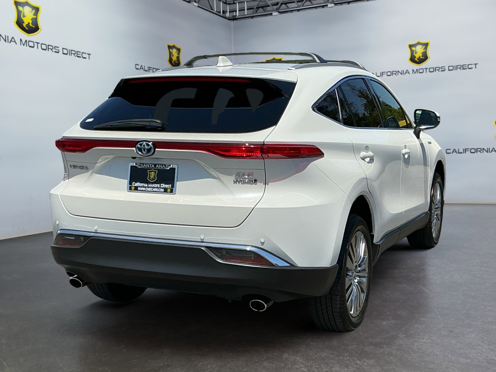 Used 2021 Toyota Venza XLE w/ Softex Package AWD/4WD image 5