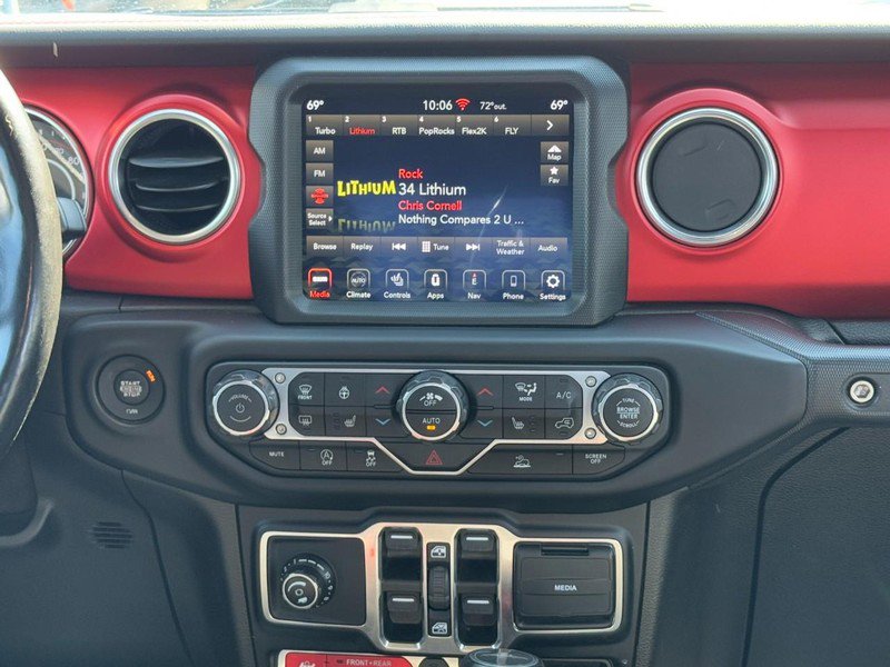 Used 2021 Jeep Gladiator Rubicon AWD/4WD image 13