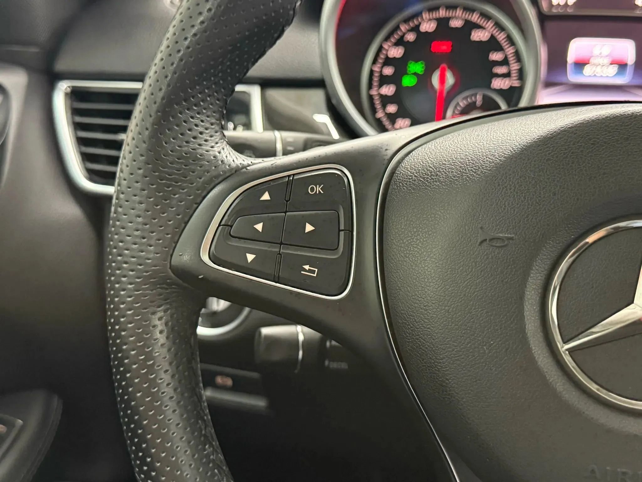 Used 2016 Mercedes-Benz GLE 350 image 31