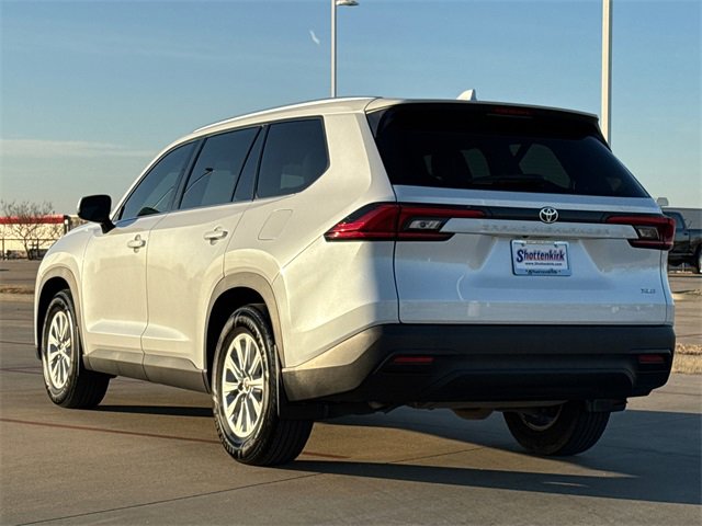 Used 2024 Toyota Grand Highlander XLE image 6