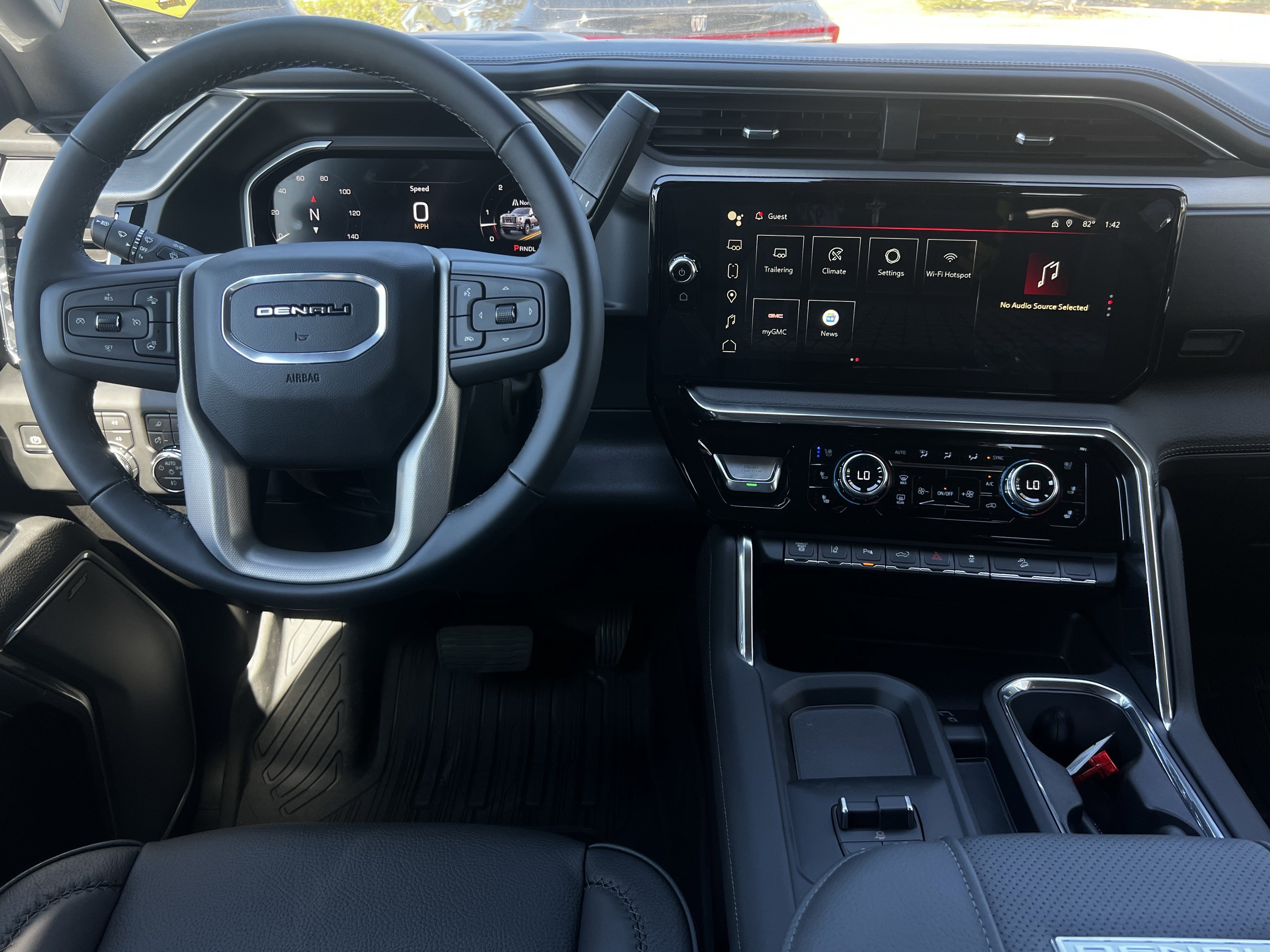 New 2026 GMC Sierra 2500 Denali w/ Denali Reserve Package image 10