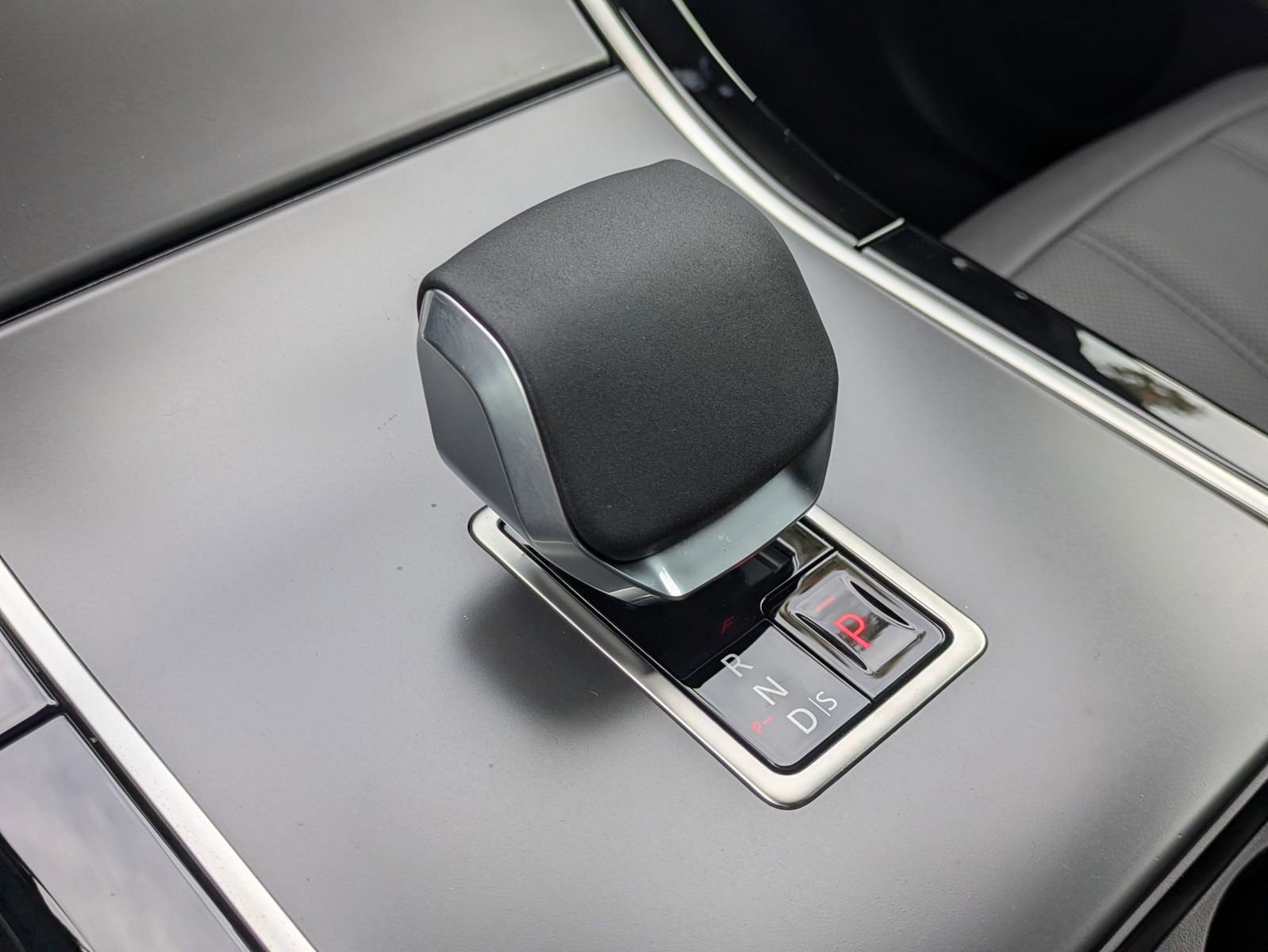 New 2026 Land Rover Range Rover Evoque S image 20