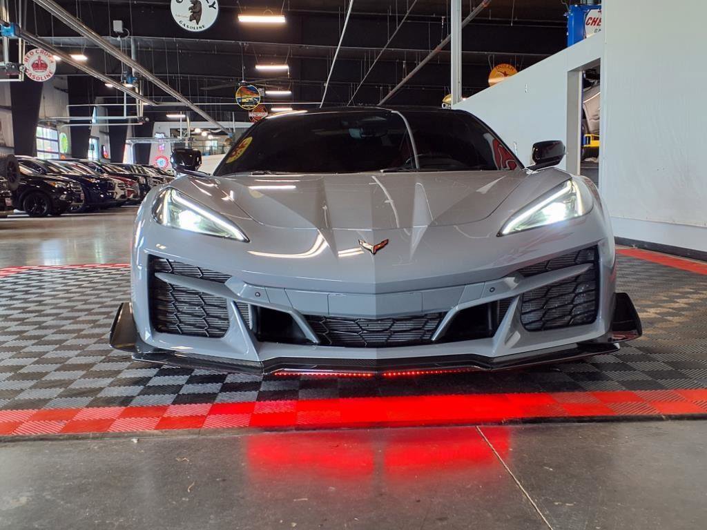 Used 2024 Chevrolet Corvette Z06 image 2