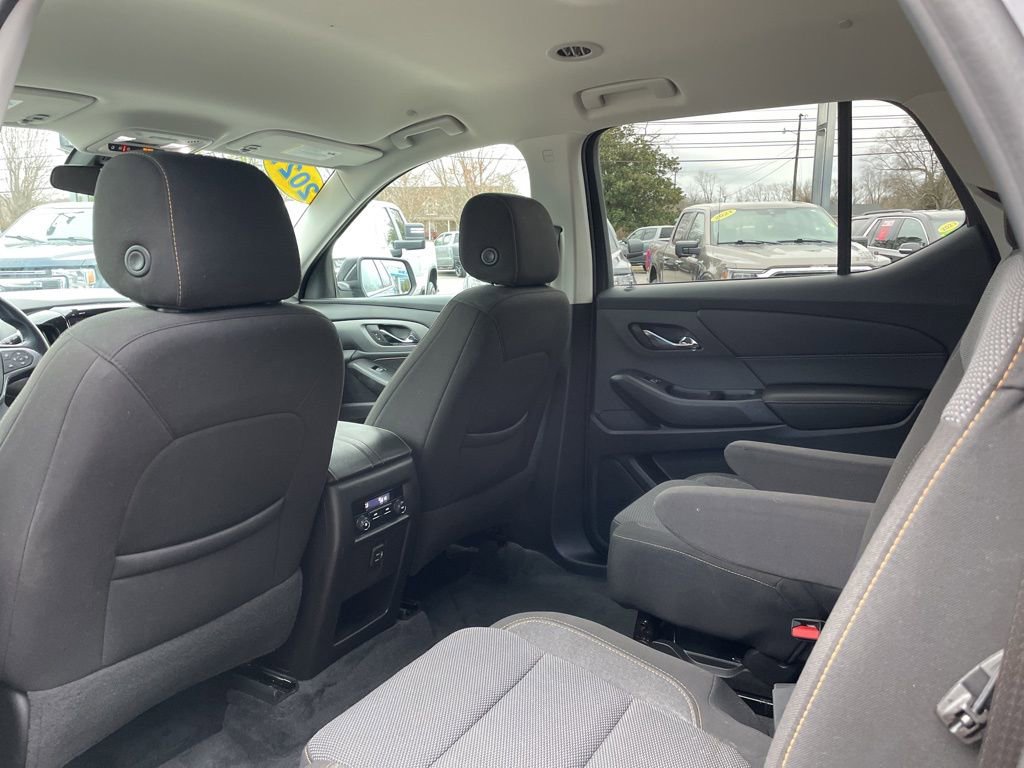 Used 2021 Chevrolet Traverse LT w/ LPO, Floor Liner Package image 44