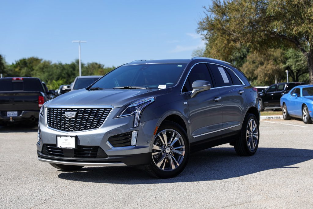 Used 2022 Cadillac XT5 Premium Luxury w/ Technology Package AWD/4WD image 1