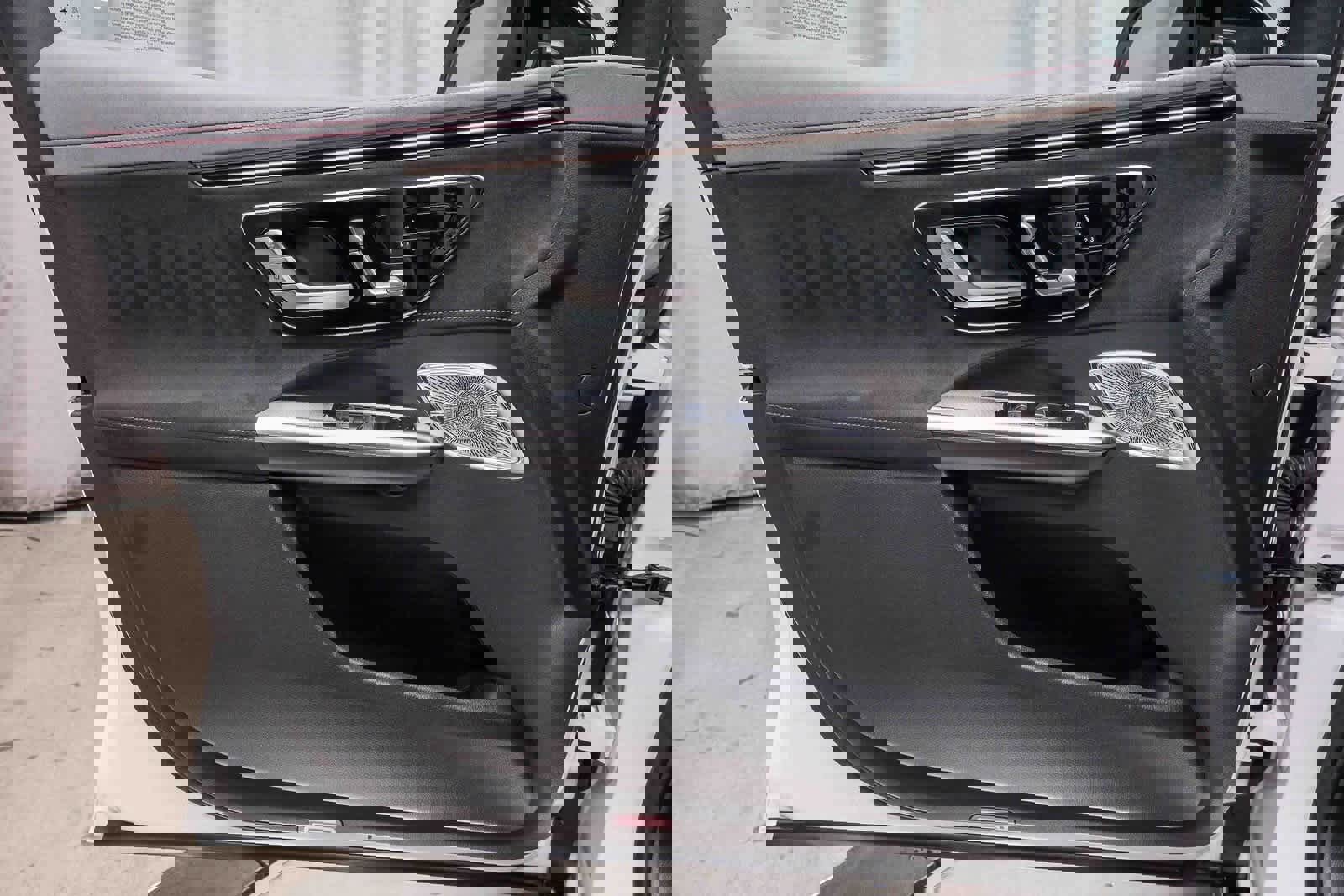 Used 2025 Mercedes-Benz EQE AMG 4MATIC SUV image 19