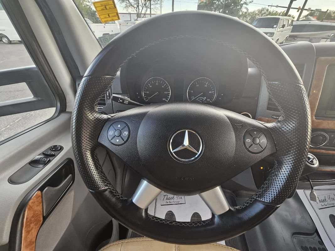 Used 2017 Mercedes-Benz Sprinter 3500 image 13