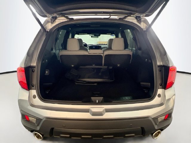 Used 2025 Honda Passport EX-L image 29