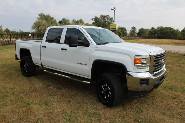 Used 2017 GMC Sierra 2500 4x4 Crew Cab image 5