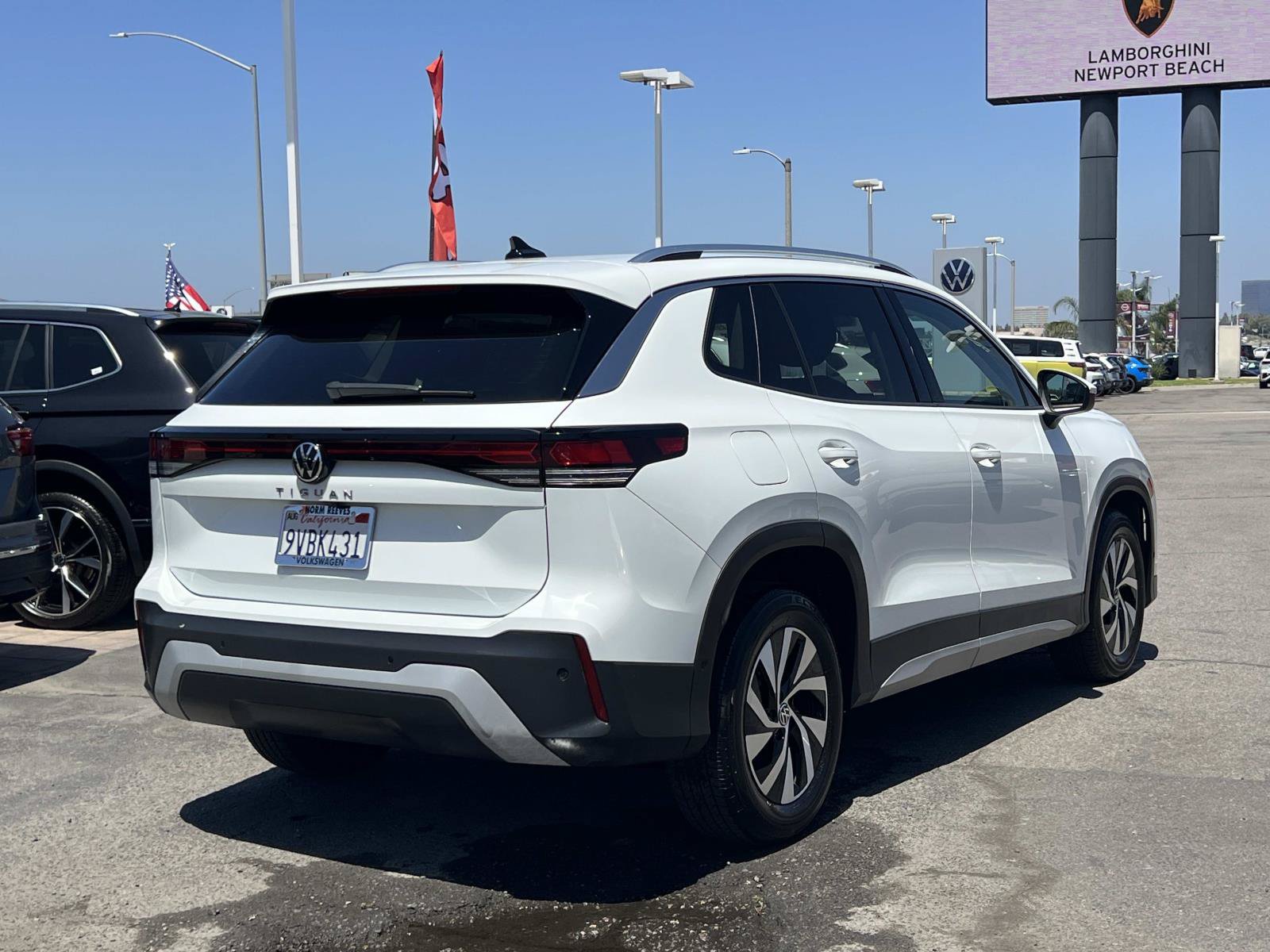 Certified 2025 Volkswagen Tiguan S FWD image 25