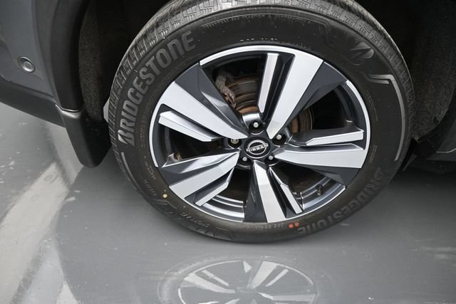 Used 2023 Nissan Rogue Platinum AWD/4WD image 13