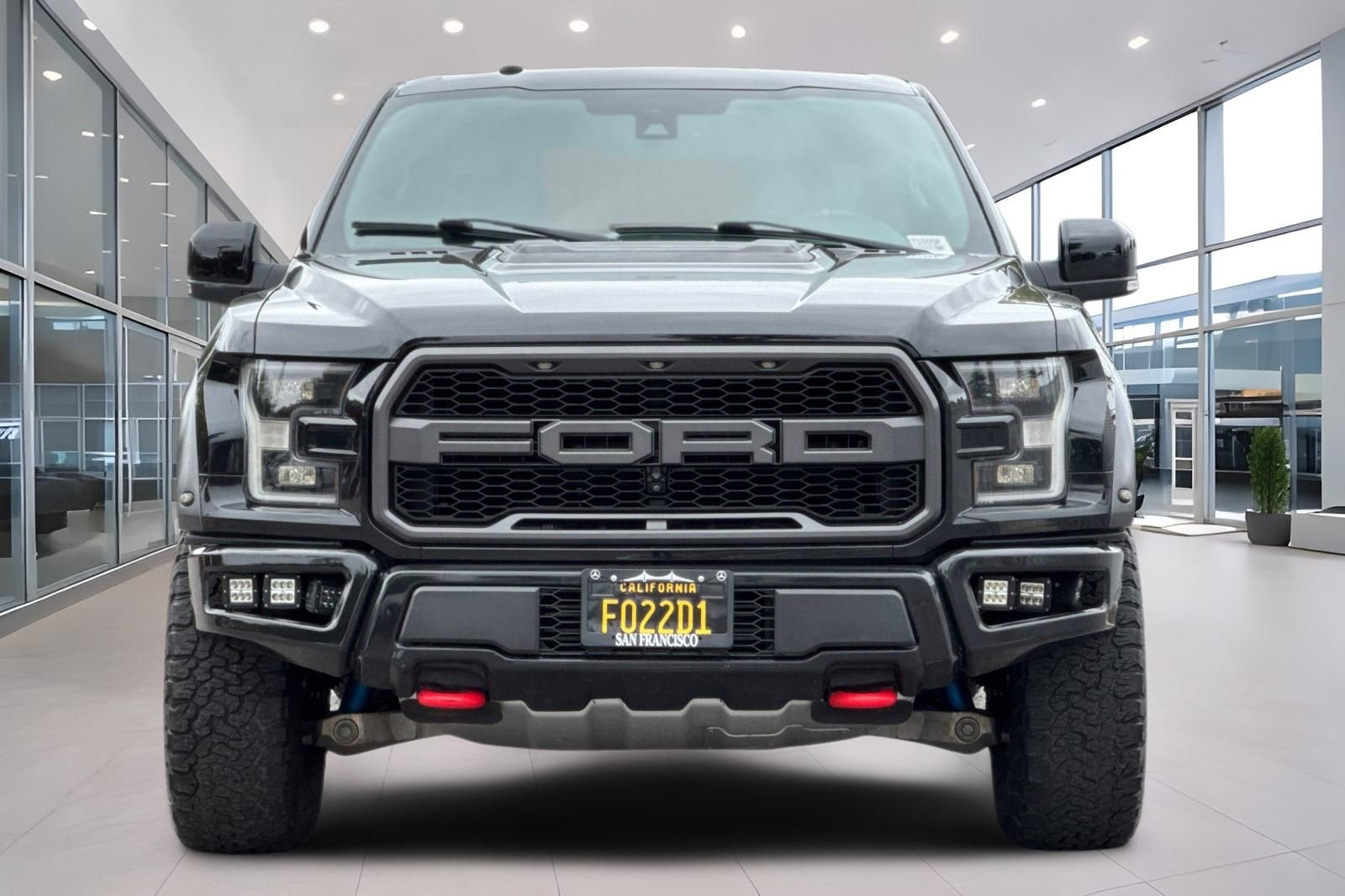 Used 2018 Ford F150 Raptor w/ Equipment Group 802A Luxury AWD/4WD image 9