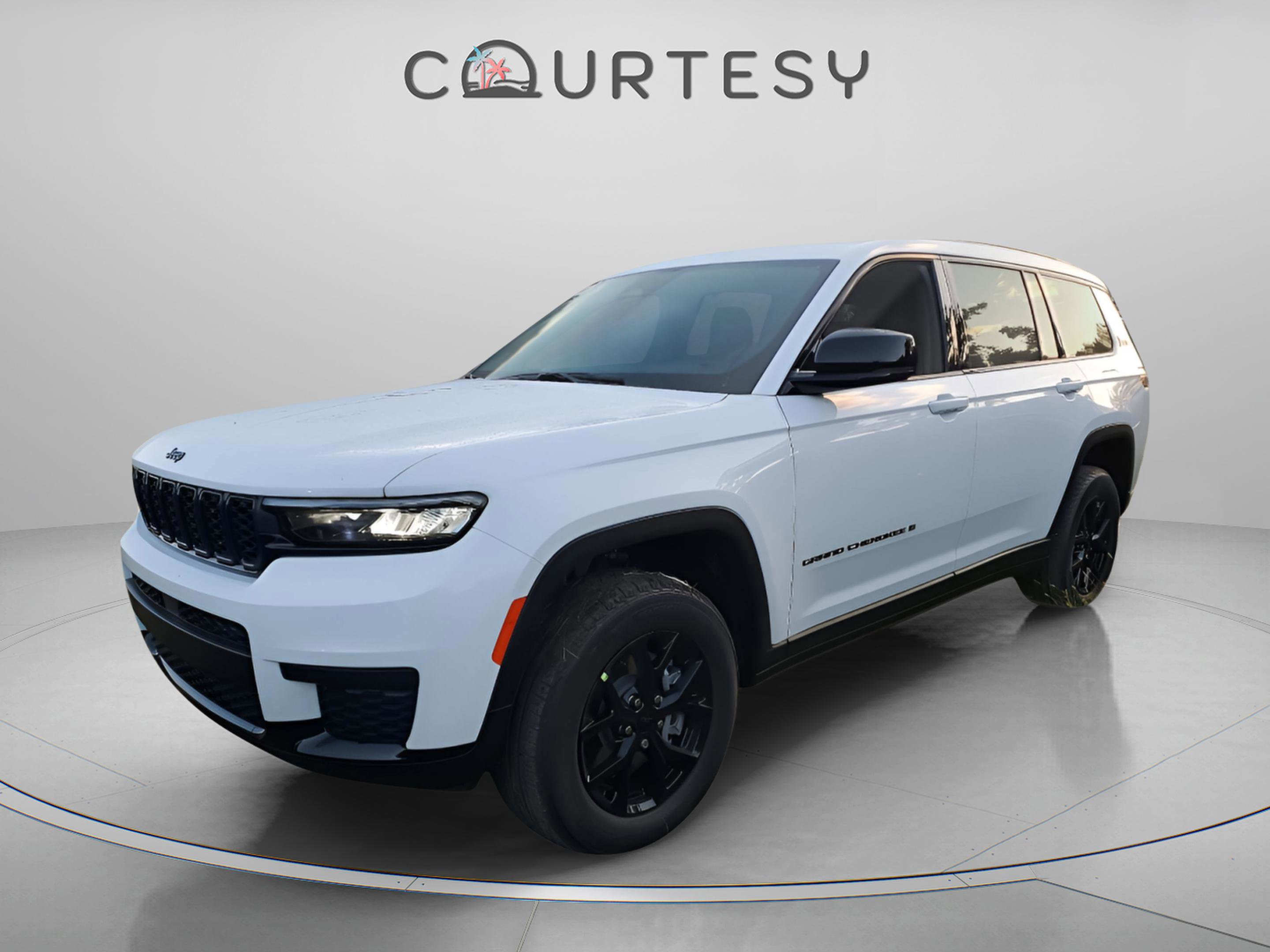 New 2025 Jeep Grand Cherokee L Altitude image 2