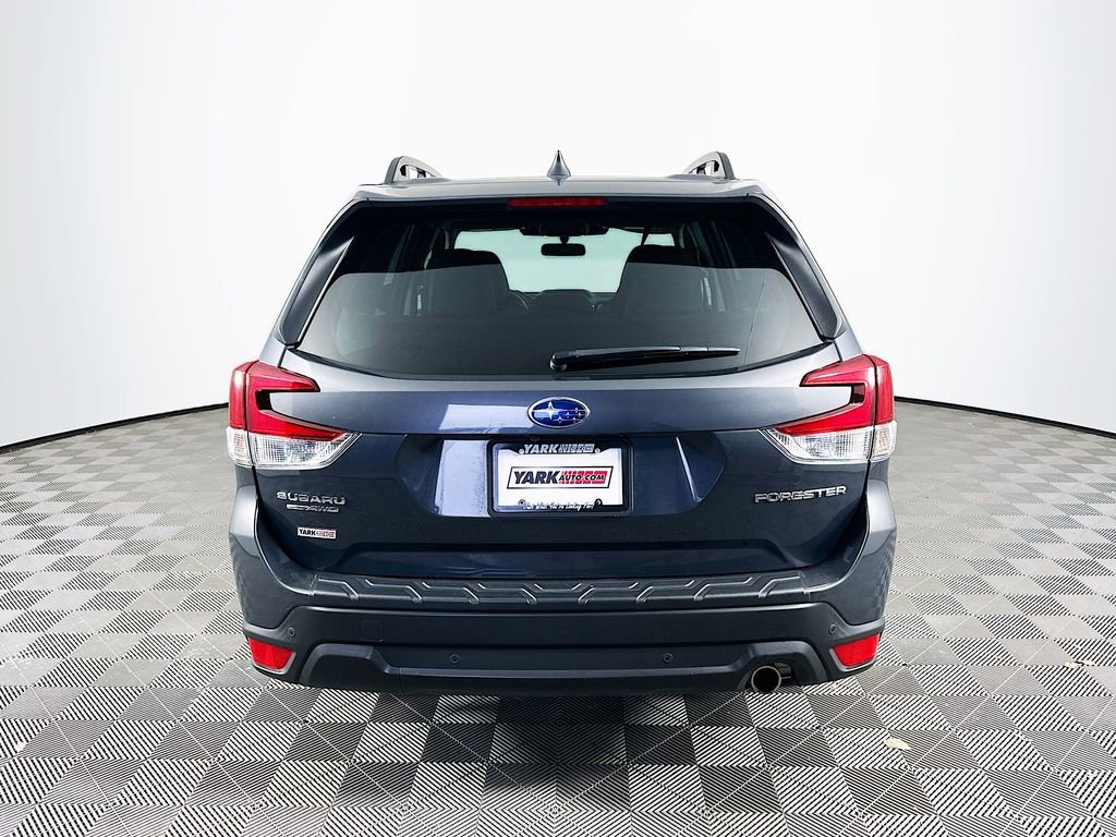 Certified 2023 Subaru Forester Limited image 9