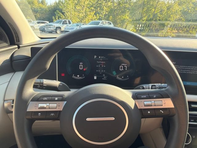Used 2026 Hyundai Tucson SEL Plus FWD image 12
