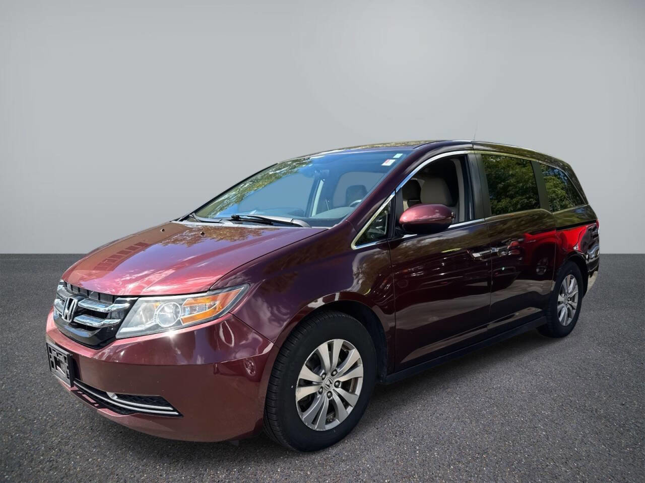Used 2016 Honda Odyssey SE image 1