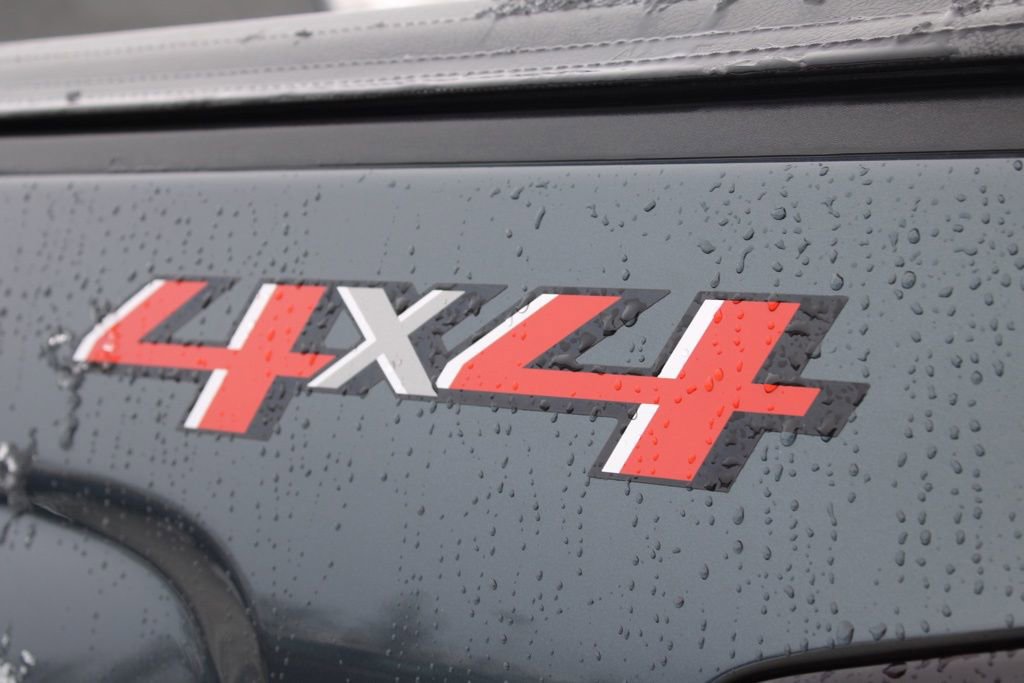 Used 2018 Chevrolet Silverado 1500 LT w/ All Star Edition image 11