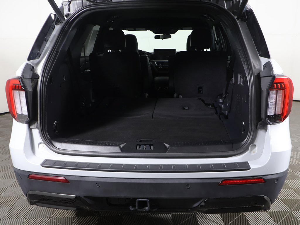 Used 2026 Ford Explorer ST-Line AWD/4WD image 13