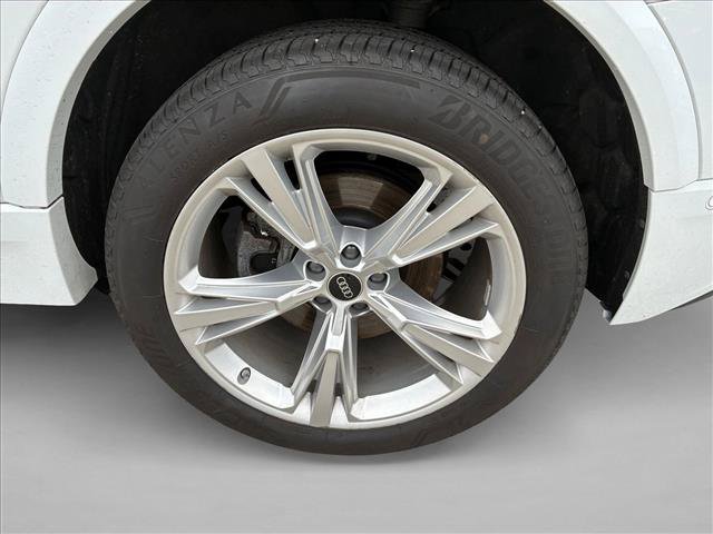 Used 2022 Audi Q8 Premium AWD/4WD image 9