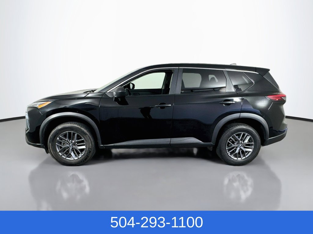 Used 2024 Nissan Rogue S AWD/4WD image 10