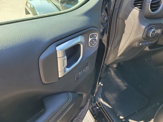 Used 2021 Jeep Wrangler Unlimited Sahara image 11