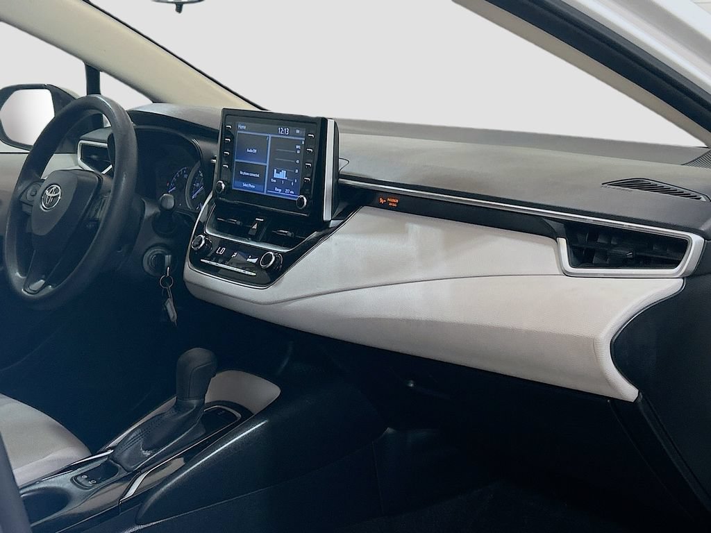 Used 2020 Toyota Corolla LE FWD image 24