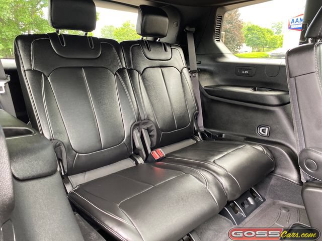 Certified 2025 Jeep Grand Cherokee L Limited w/ Black Appearance Package AWD/4WD image 9