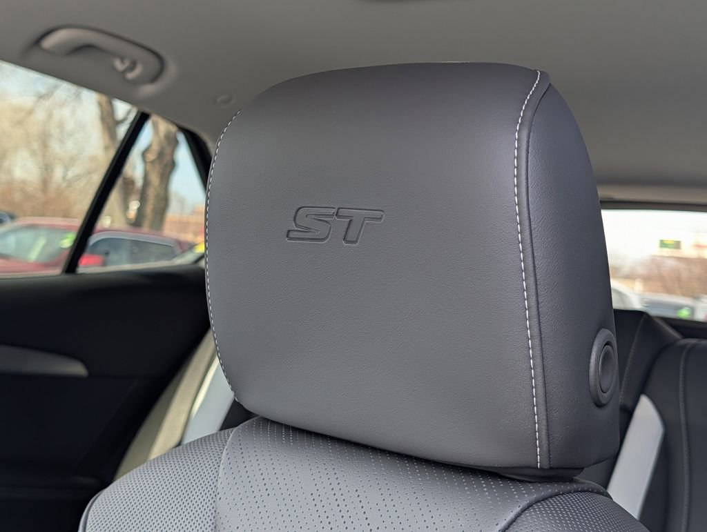 New 2026 Buick Envision Sport Touring AWD/4WD image 6