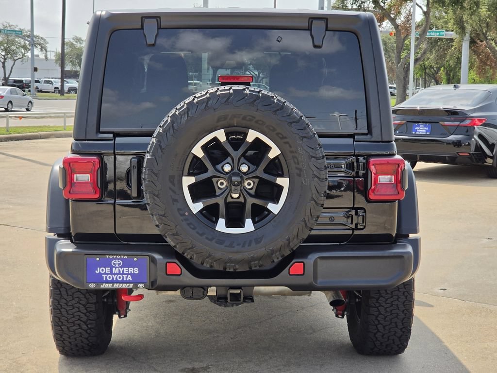 Used 2026 Jeep Wrangler Unlimited Rubicon AWD/4WD image 8