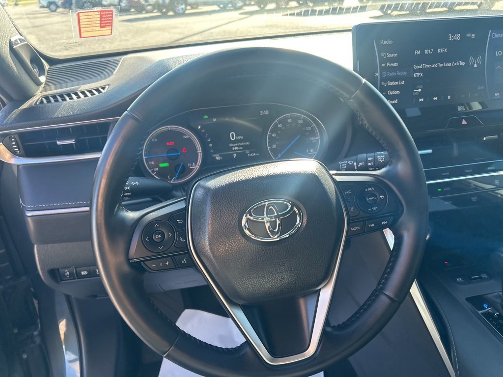 Used 2021 Toyota Venza Limited w/ Carpet Mat Package (TMS) image 14