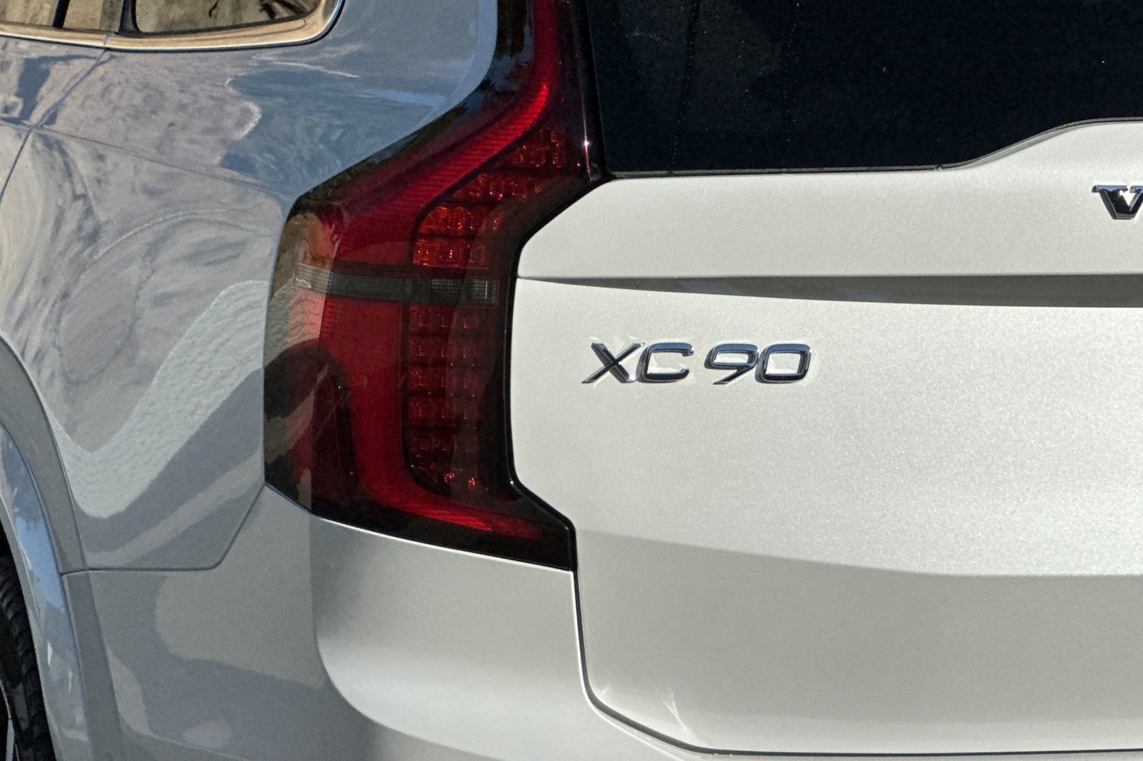 Used 2026 Volvo XC90 T8 Plus AWD/4WD image 36