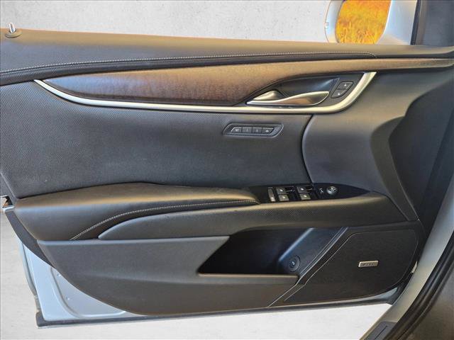 Used 2018 Cadillac XTS Luxury FWD image 10
