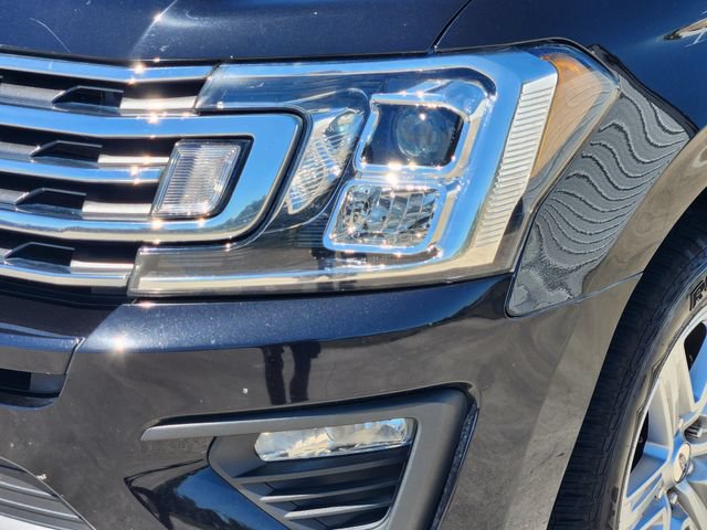 Used 2019 Ford Expedition XLT w/ Equipment Group 202A RWD image 9