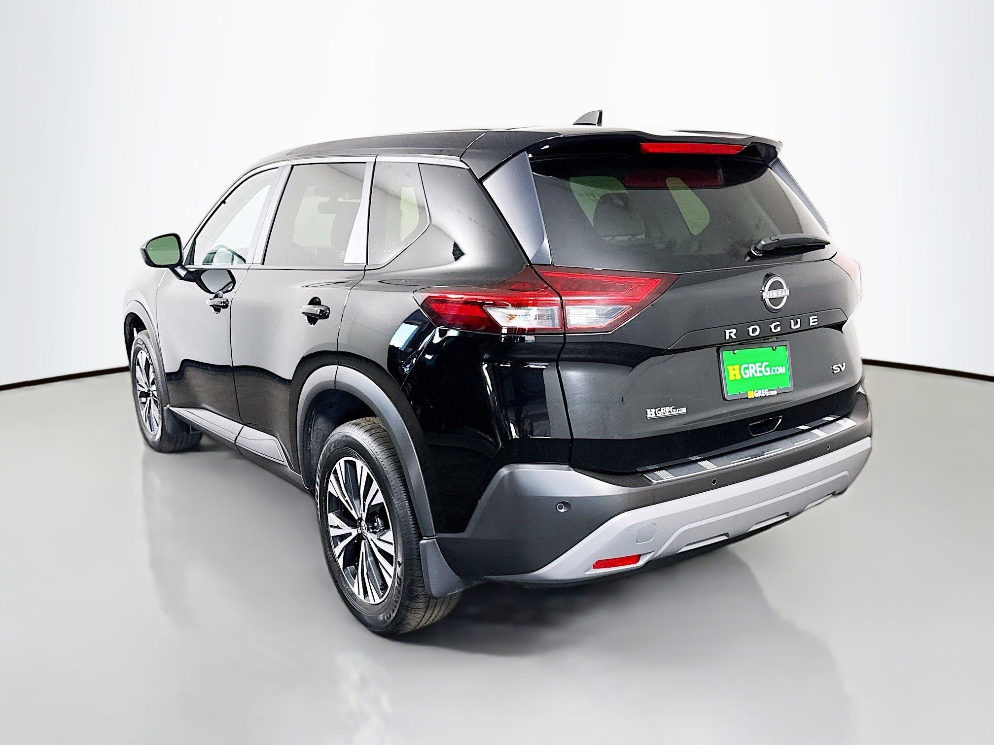 Used 2023 Nissan Rogue SV image 7