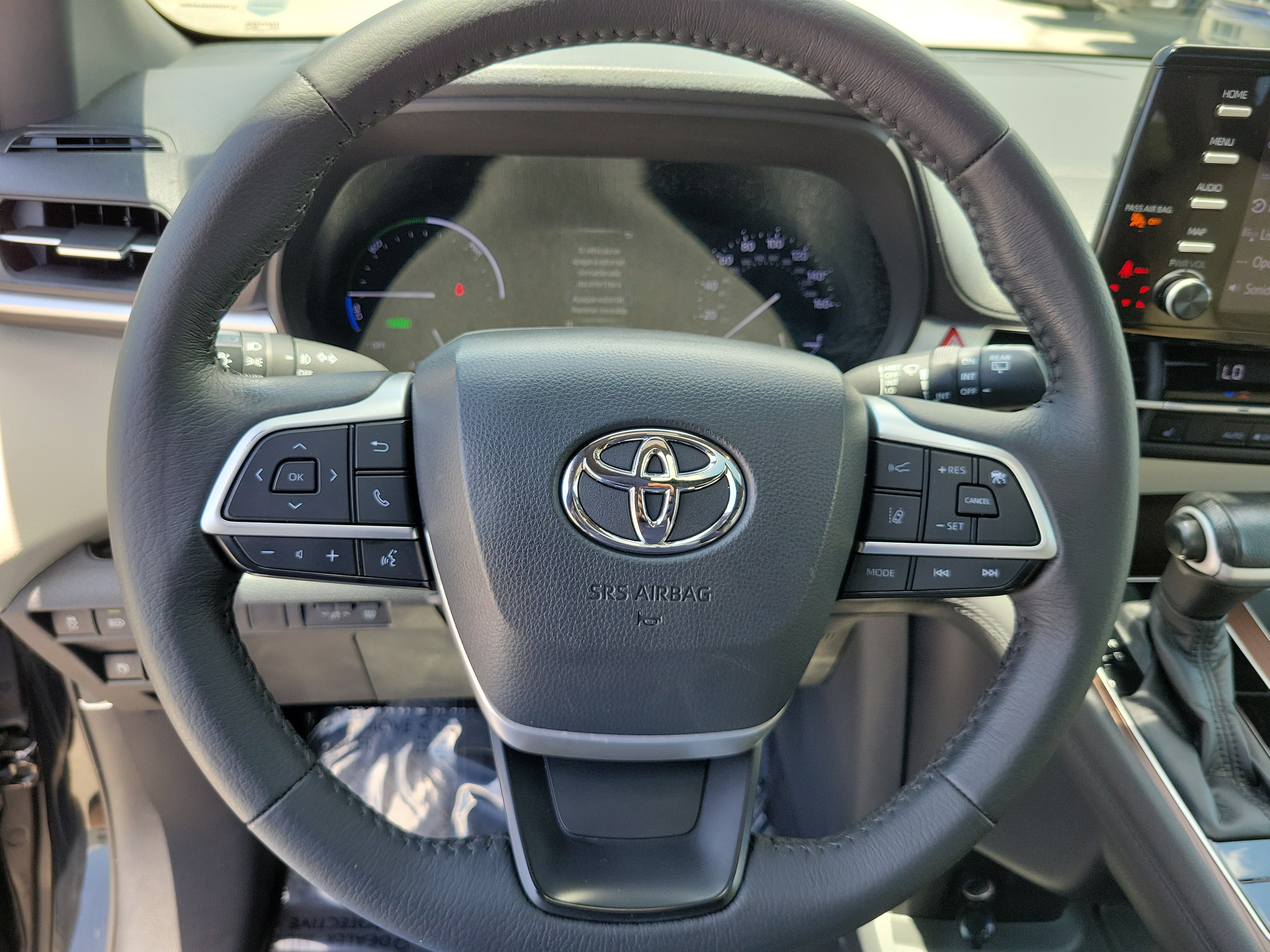 Used 2021 Toyota Sienna XLE FWD image 22
