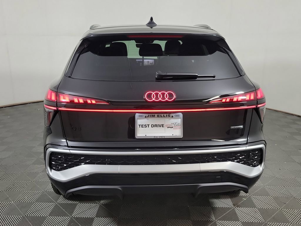 New 2026 Audi Q3 quattro 2.0T AWD/4WD image 5