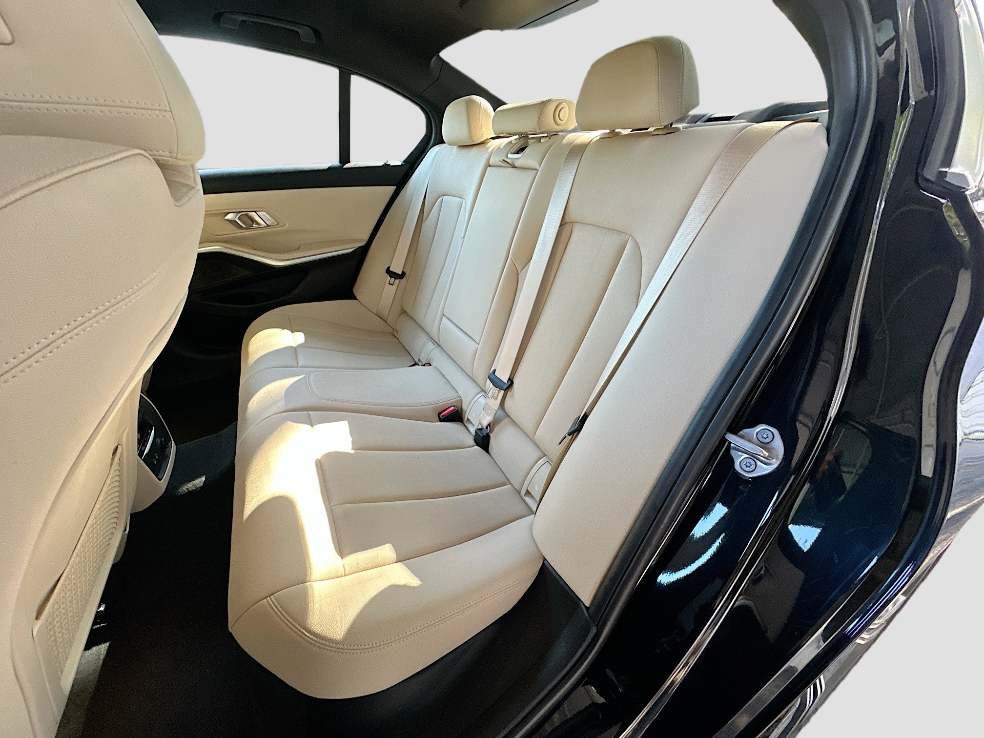 Used 2020 BMW 330i Sedan w/ Convenience Package image 24