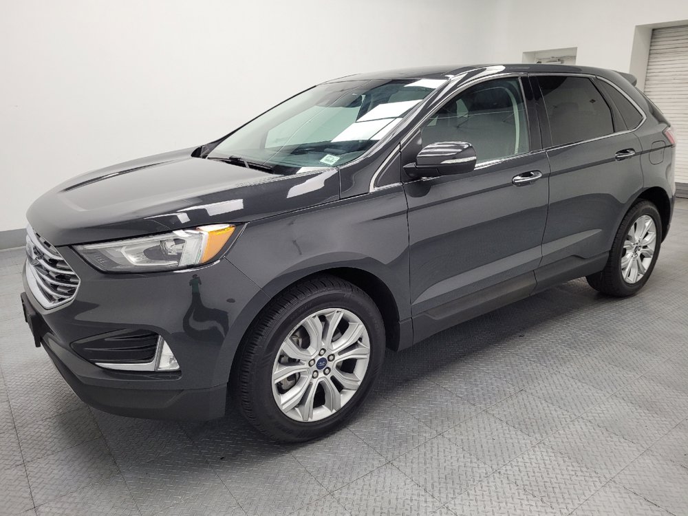 Used 2021 Ford Edge Titanium w/ Cargo Accessory Package FWD image 2