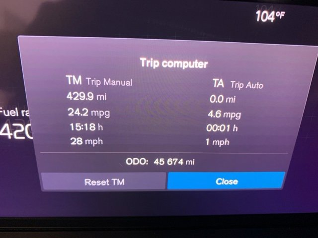 Certified 2022 Volvo XC60 B5 Inscription w/ Climate Package image 11