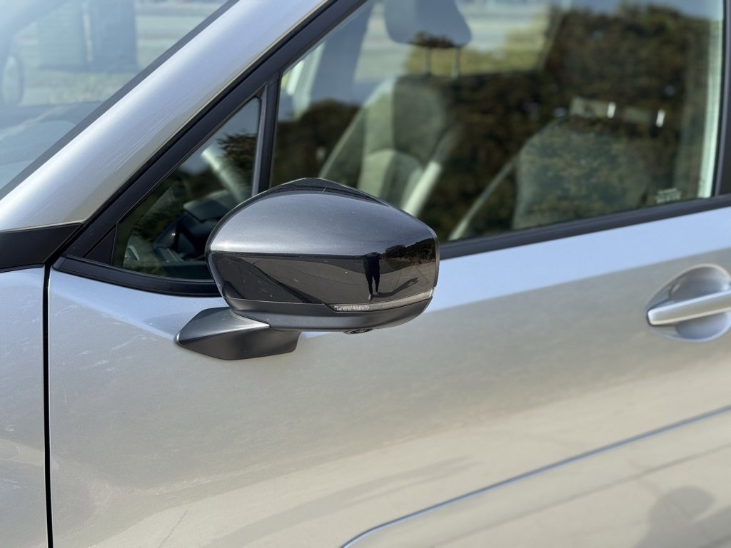 Used 2025 Subaru Forester Touring image 15