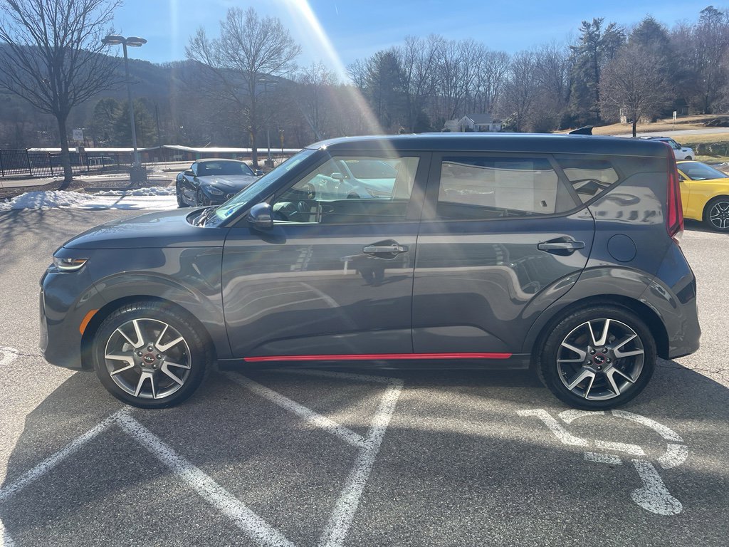 Used 2022 Kia Soul Turbo image 6