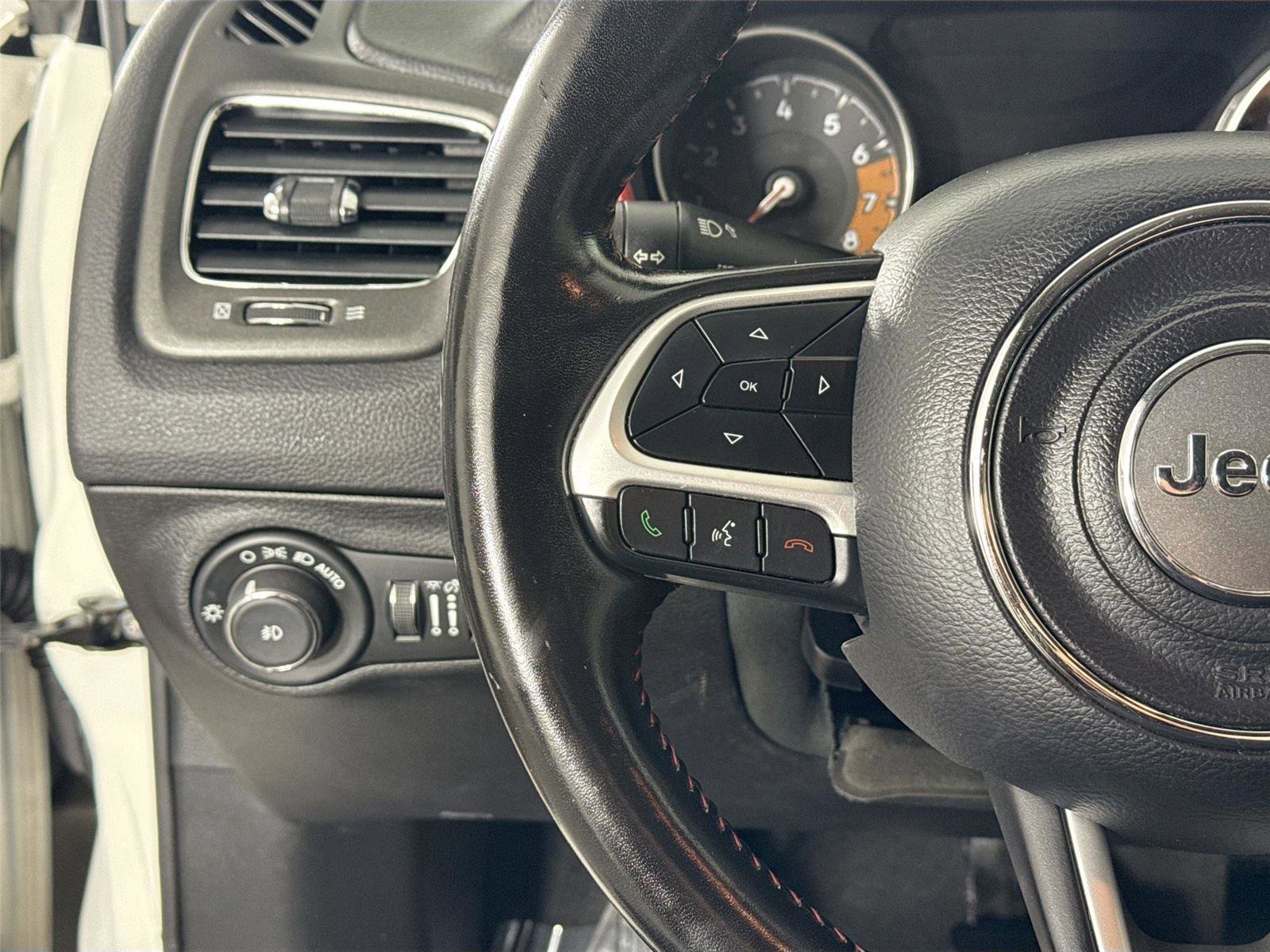 Used 2020 Jeep Compass Trailhawk image 17