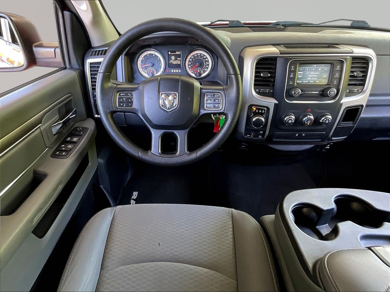 Used 2016 RAM 1500 Classic SLT AWD/4WD image 9