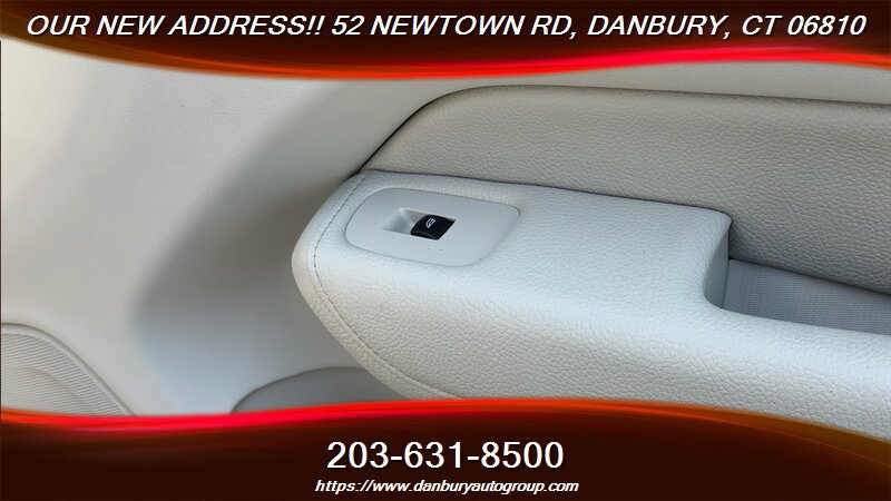 Used 2019 Volvo XC60 T6 Momentum w/ Premium Package AWD/4WD image 19