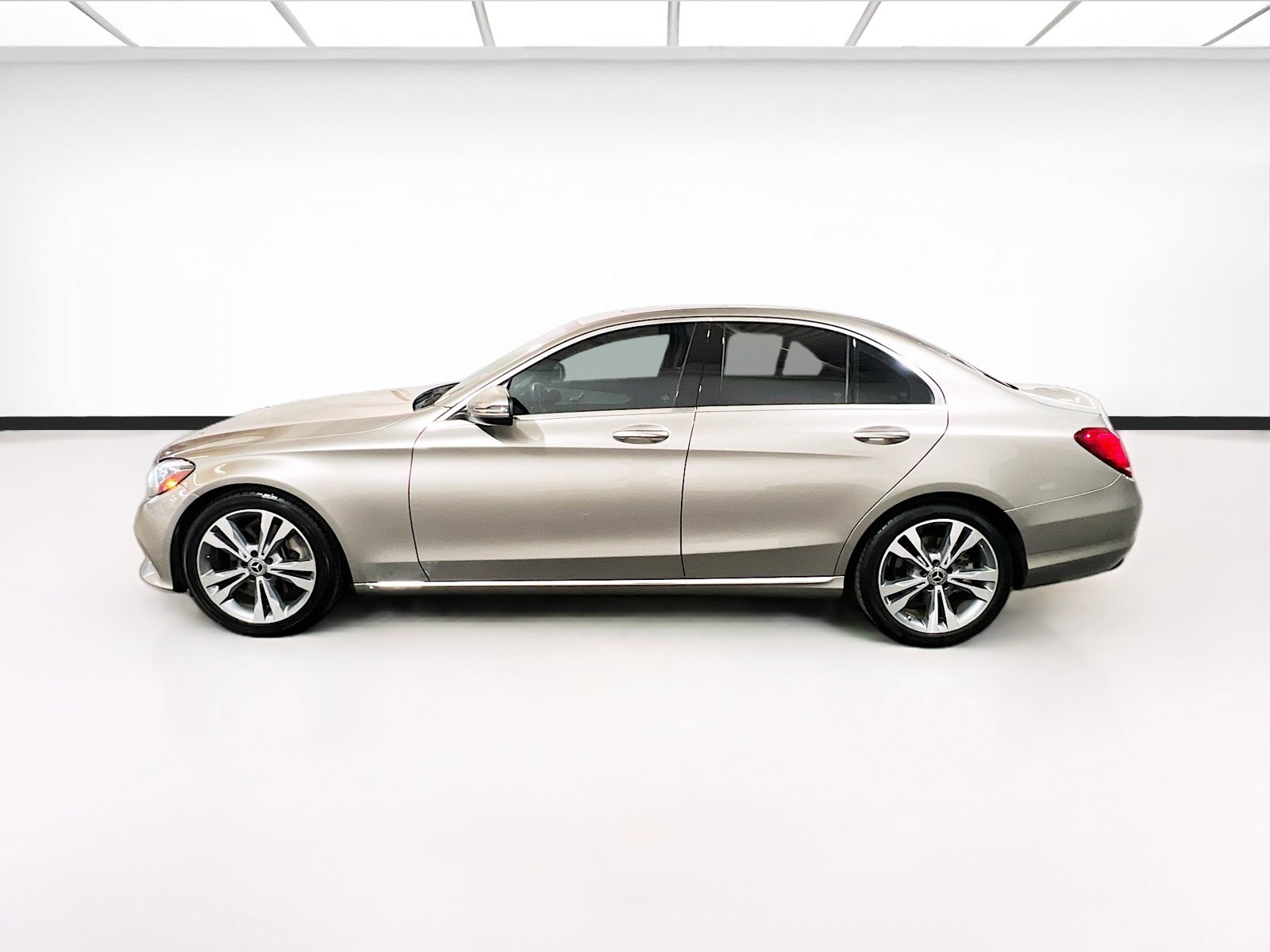 Used 2019 Mercedes-Benz C 300 Sedan image 23