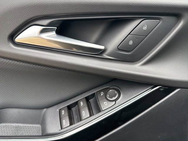 New 2026 Chevrolet Equinox LT w/ Convenience Package II image 30